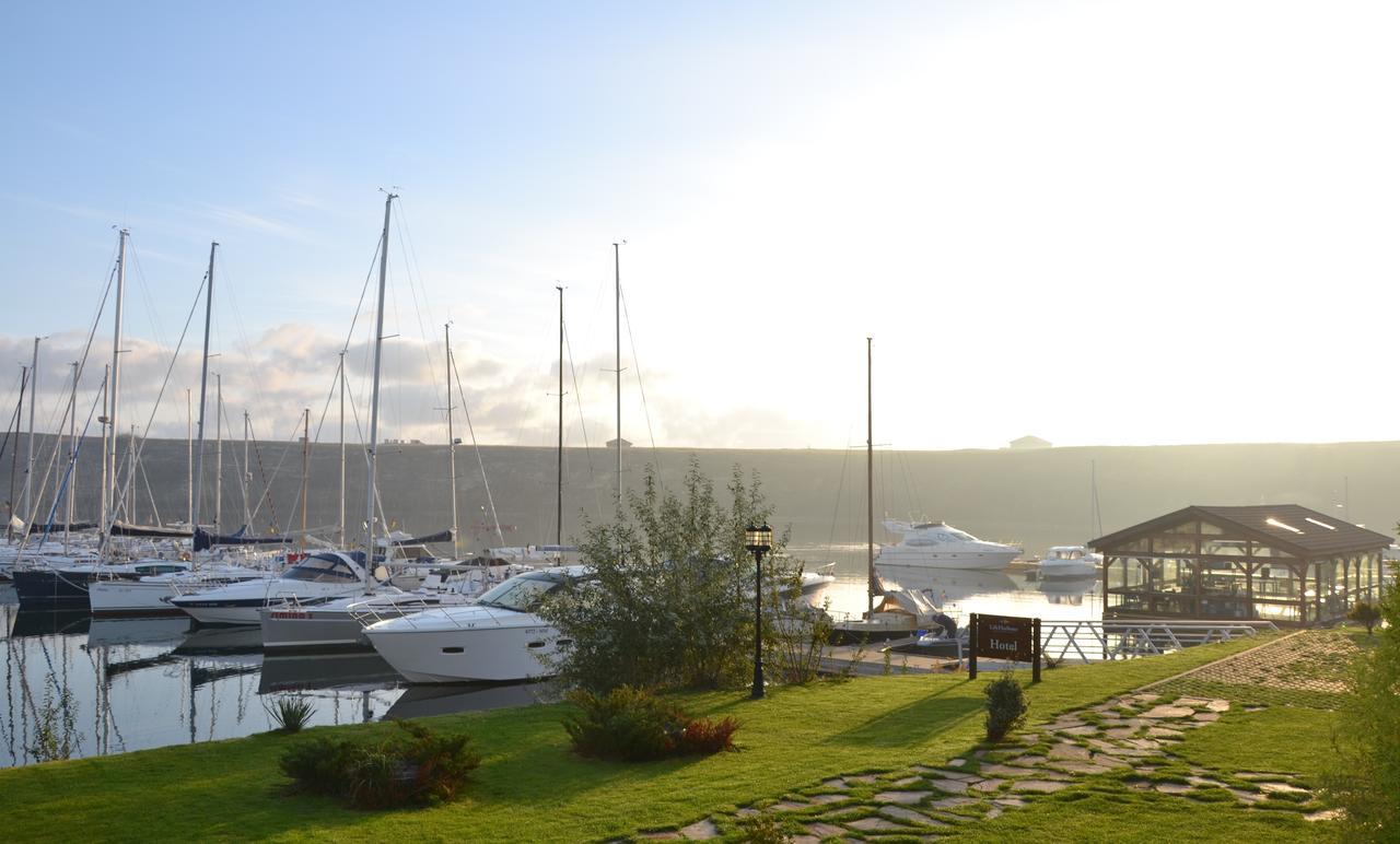 Lifeharbour Limanu Hotel Buitenkant foto